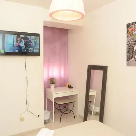 A 300 Metros Del Centro Historico Homestay